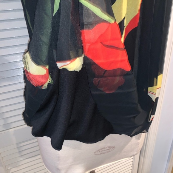 Jonathan Martin Black Floral Blouse - Picture 5 of 9